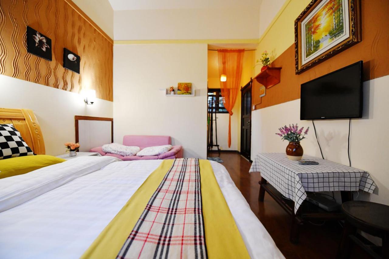 Maple Leaf Inn Lijiang  Extérieur photo
