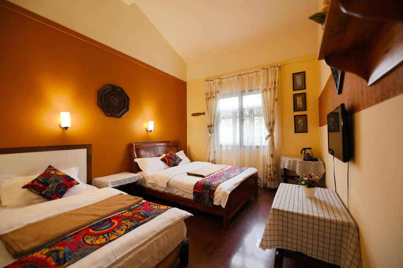 Maple Leaf Inn Lijiang  Extérieur photo